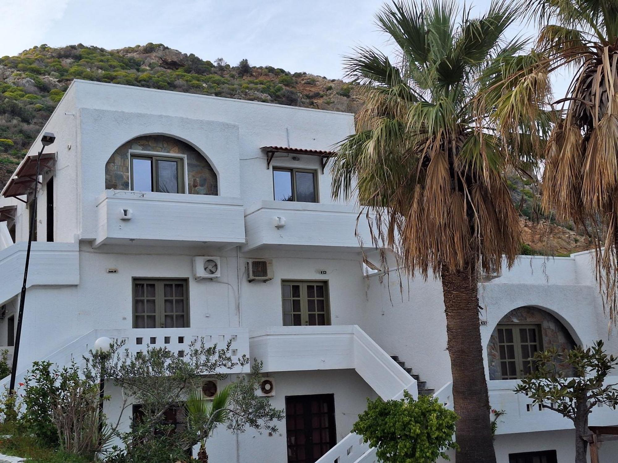 Delfini Apartments Киссамос Экстерьер фото